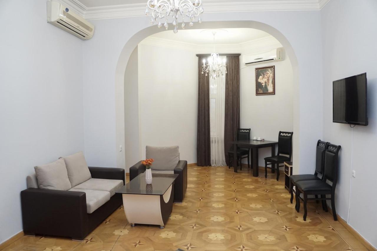 Nor Yerevan Hotel Kültér fotó