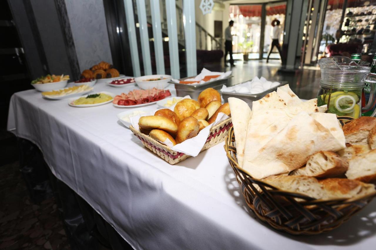 Nor Yerevan Hotel Kültér fotó